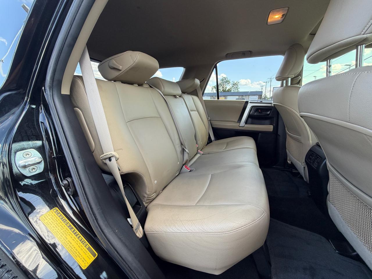 Toyota 4Runner Limited 2WD V6 2013