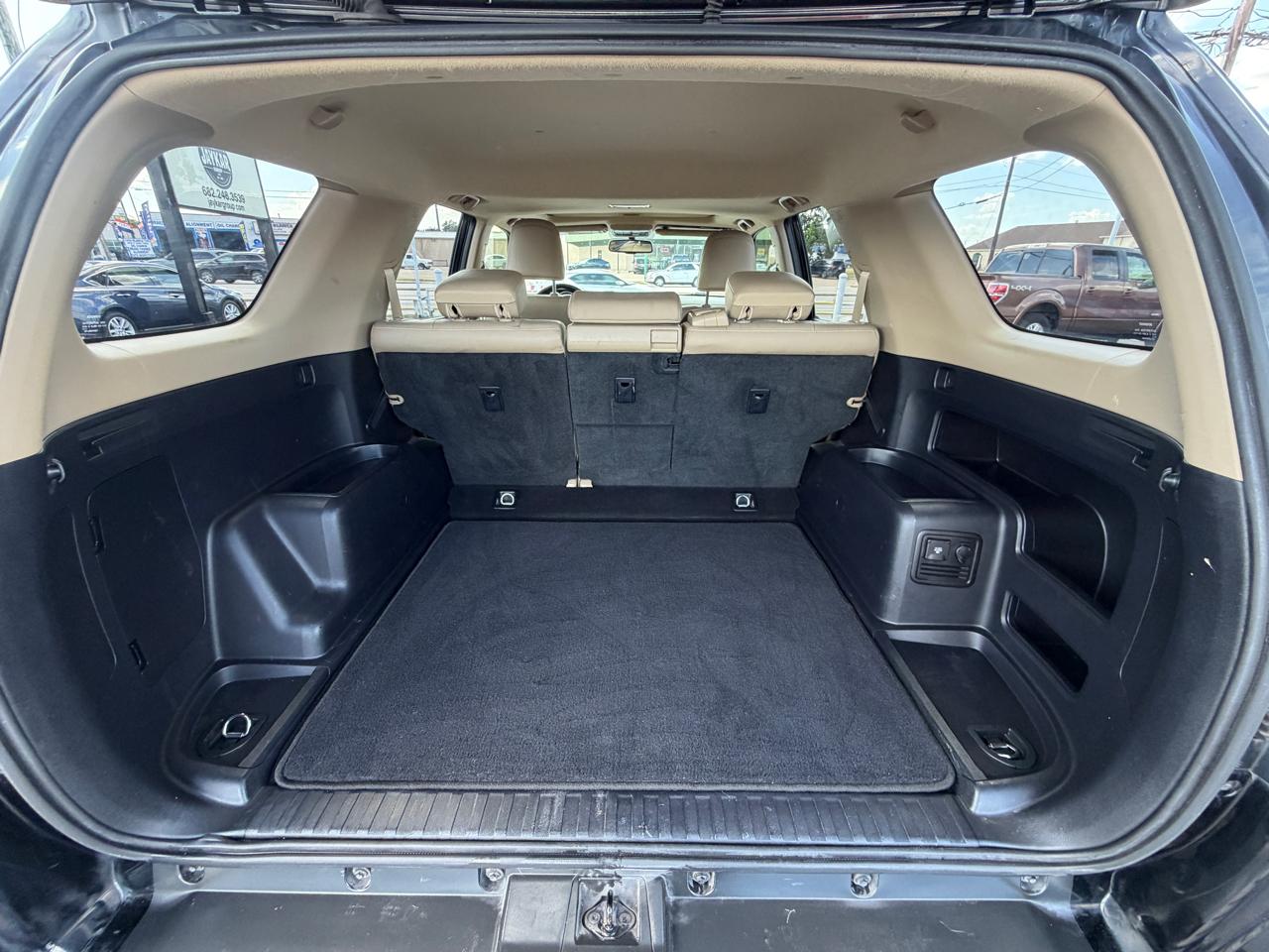 Toyota 4Runner Limited 2WD V6 2013