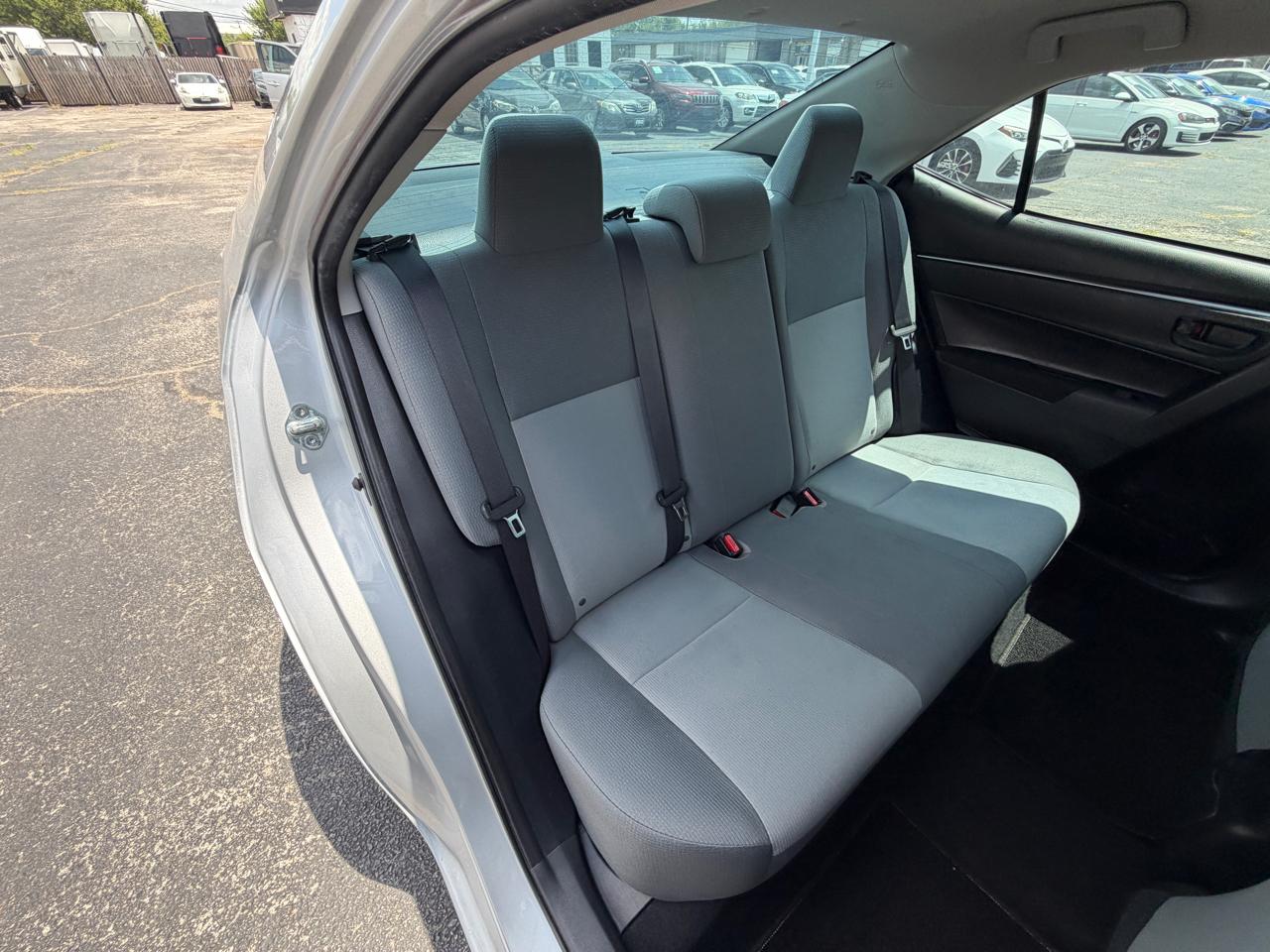 Toyota Corolla LE 2014