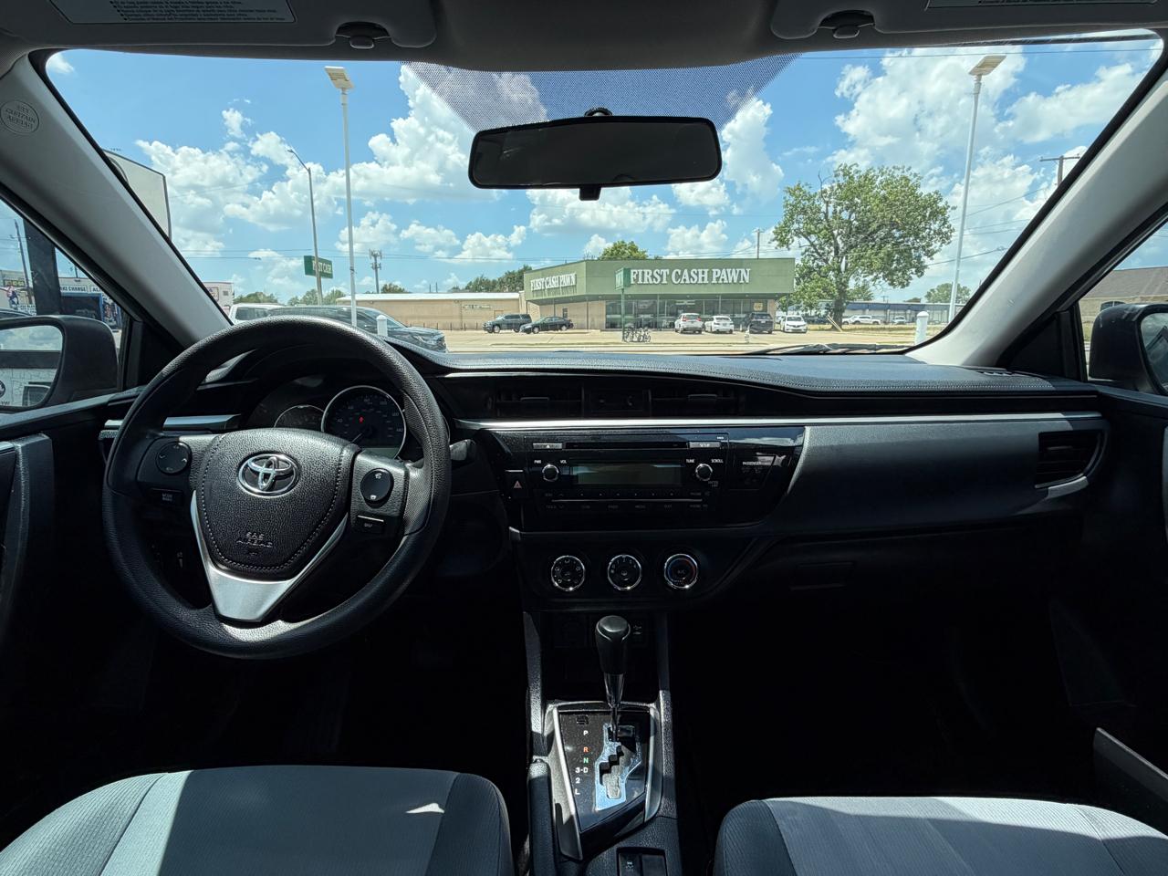 Toyota Corolla LE 2014
