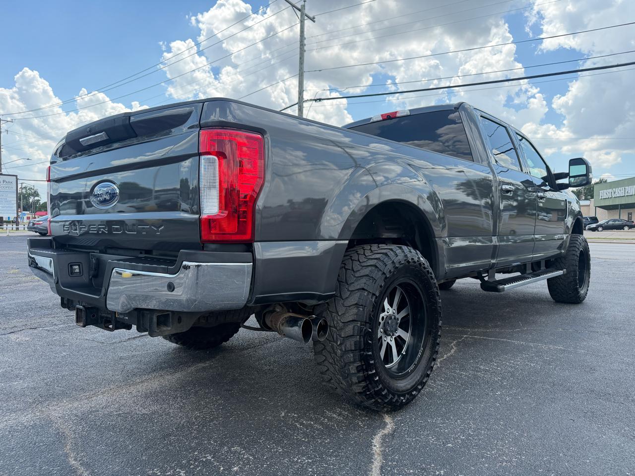 Ford F-350 SD XLT Crew Cab 4WD 2018