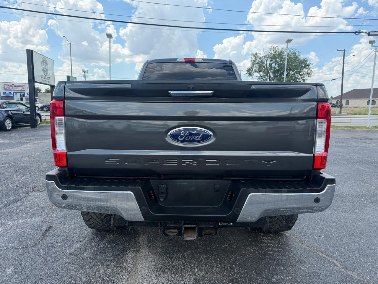 Ford F-350 SD XLT Crew Cab 4WD 2018