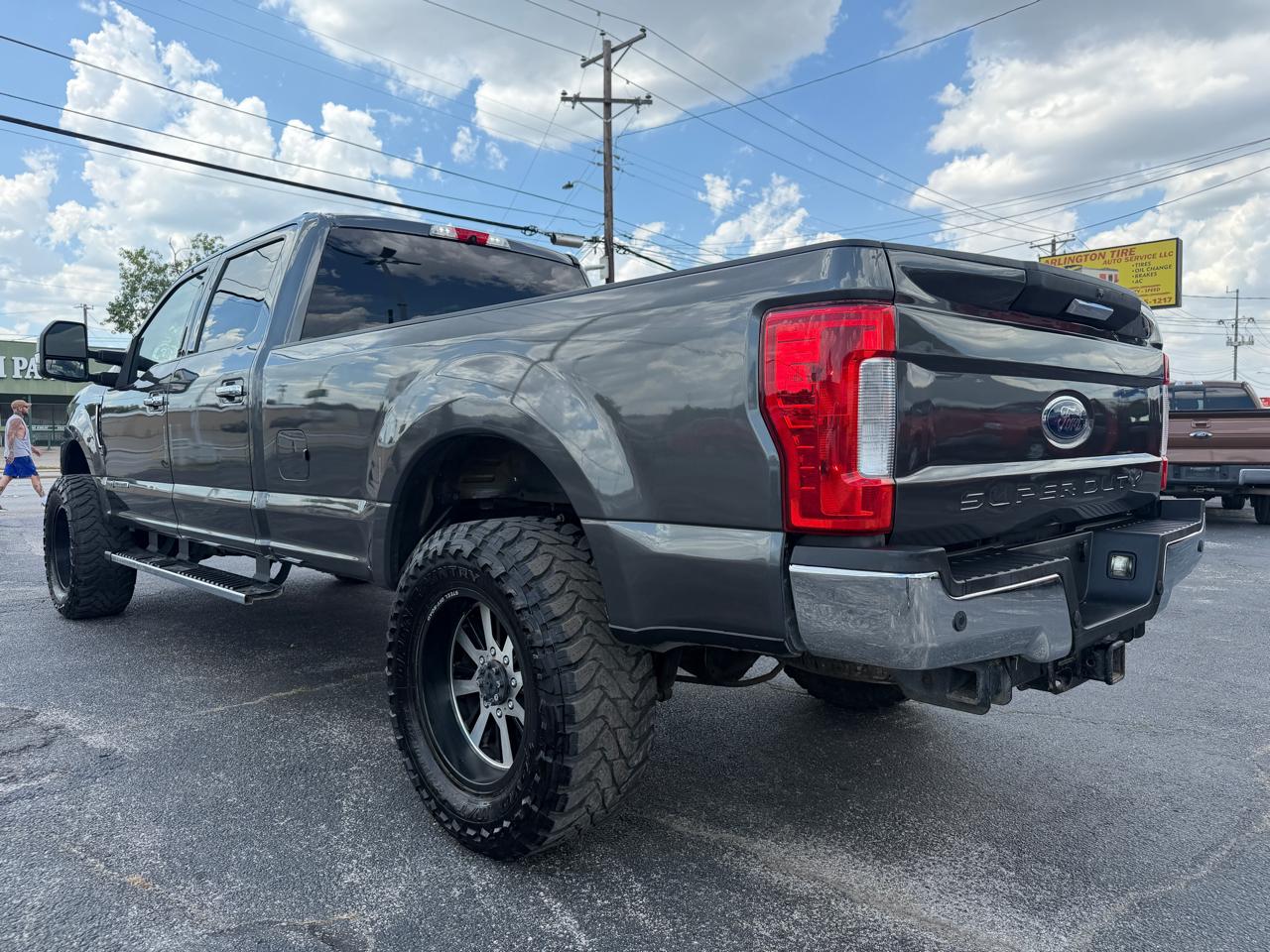 Ford F-350 SD XLT Crew Cab 4WD 2018