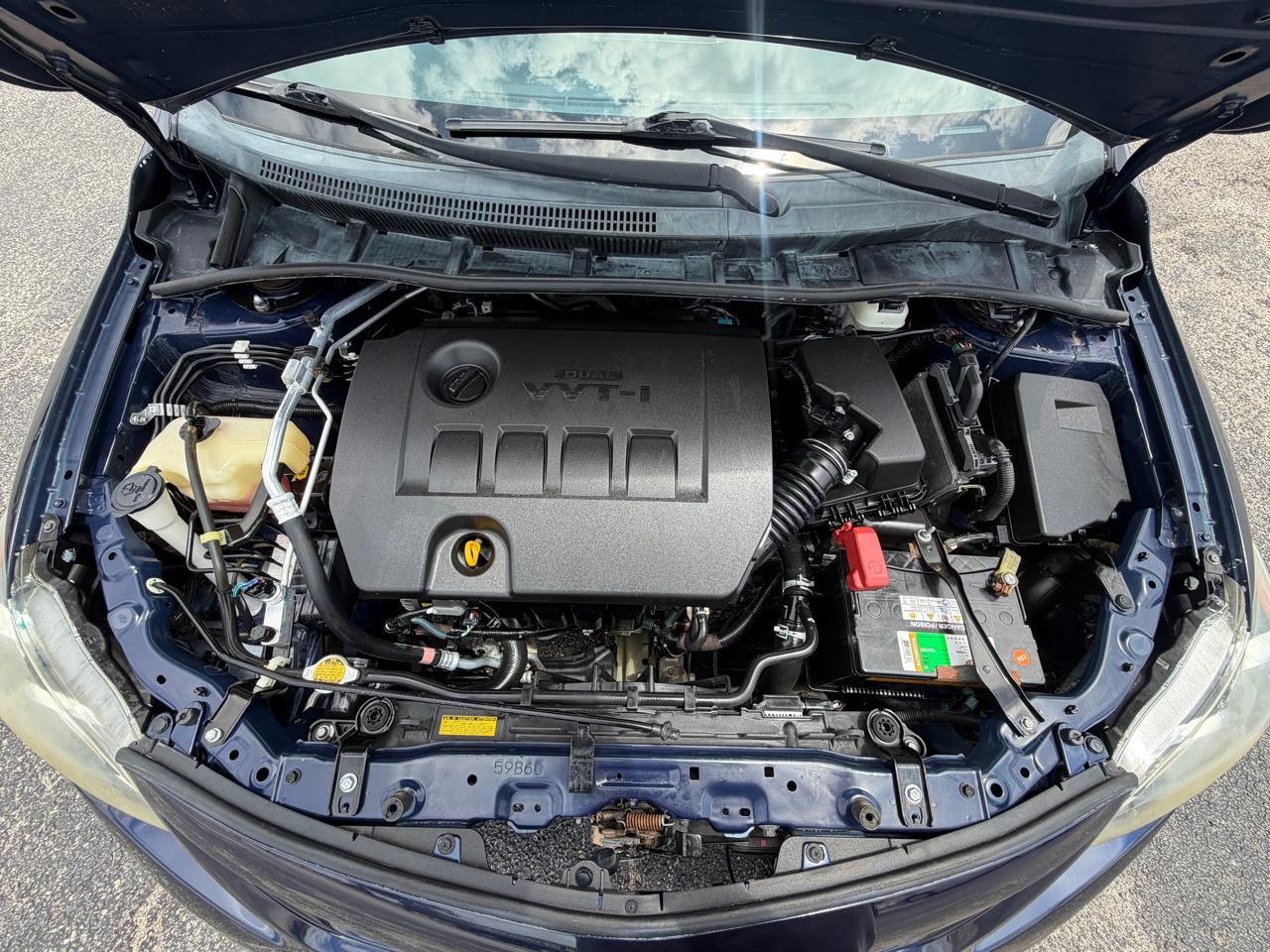 Toyota Corolla S 5-Speed MT 2013