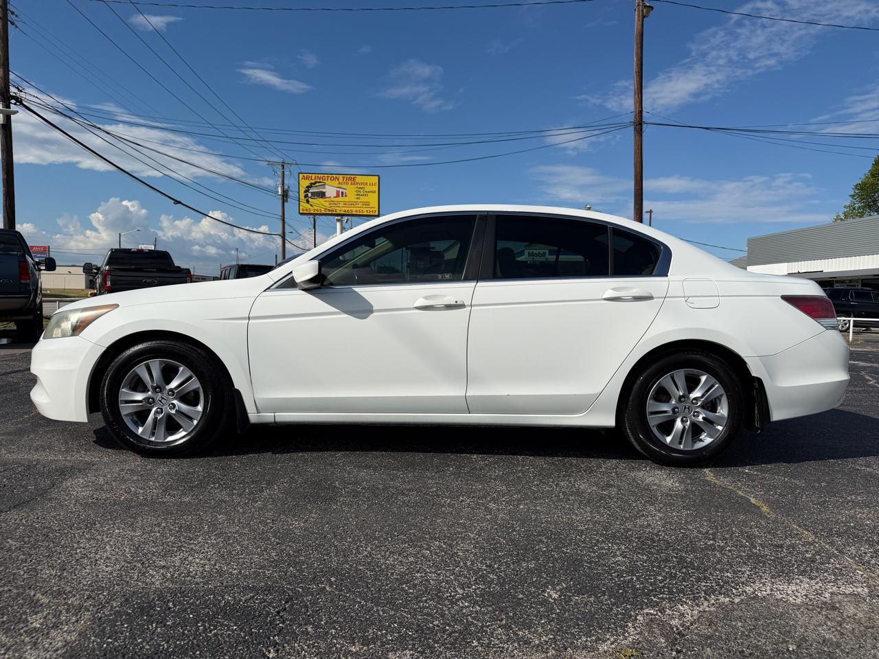 Honda Accord SE Sedan AT 2011