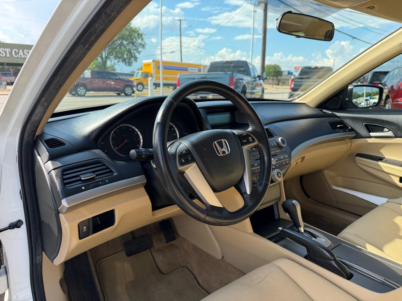 Honda Accord SE Sedan AT 2011