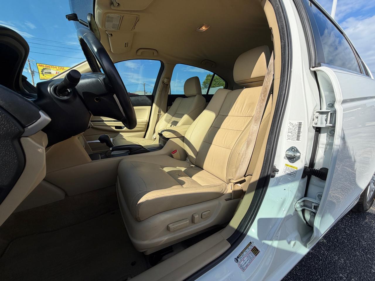 Honda Accord SE Sedan AT 2011