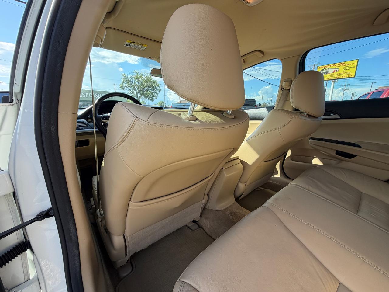 Honda Accord SE Sedan AT 2011