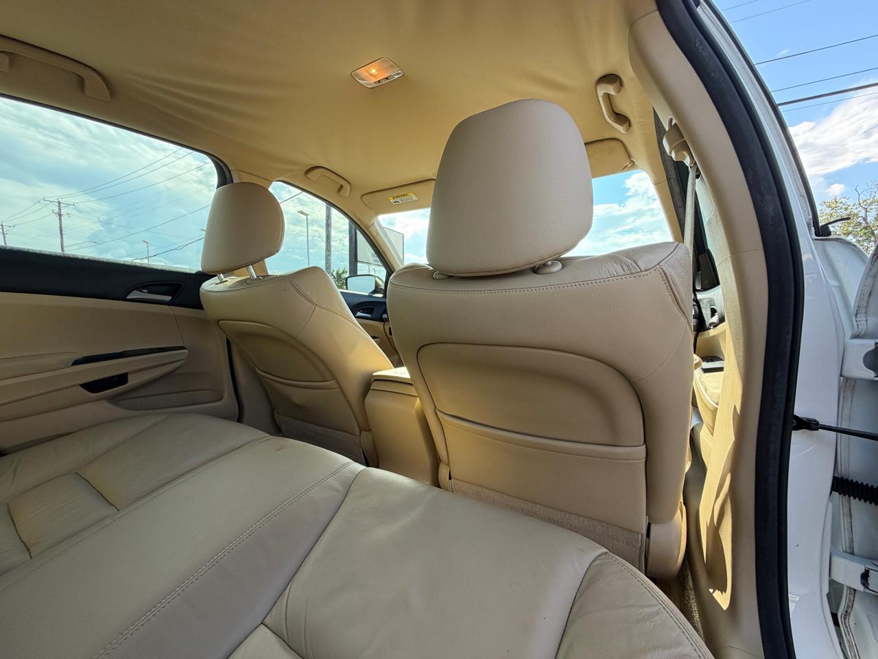 Honda Accord SE Sedan AT 2011