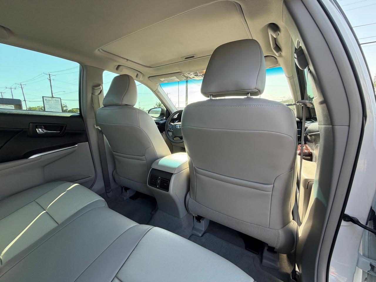 Toyota Camry SE V6 2013