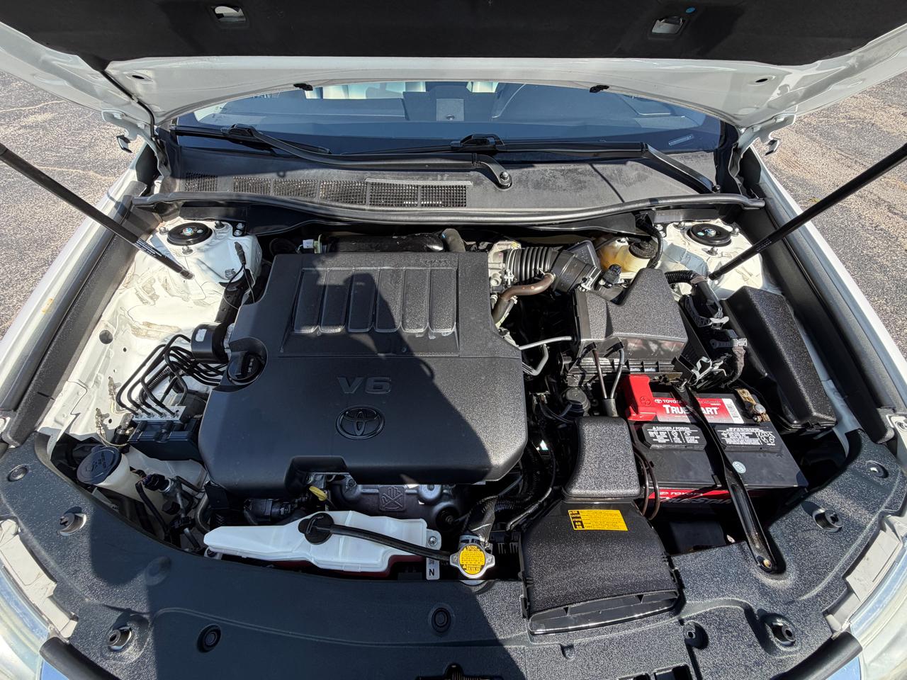 Toyota Camry SE V6 2013