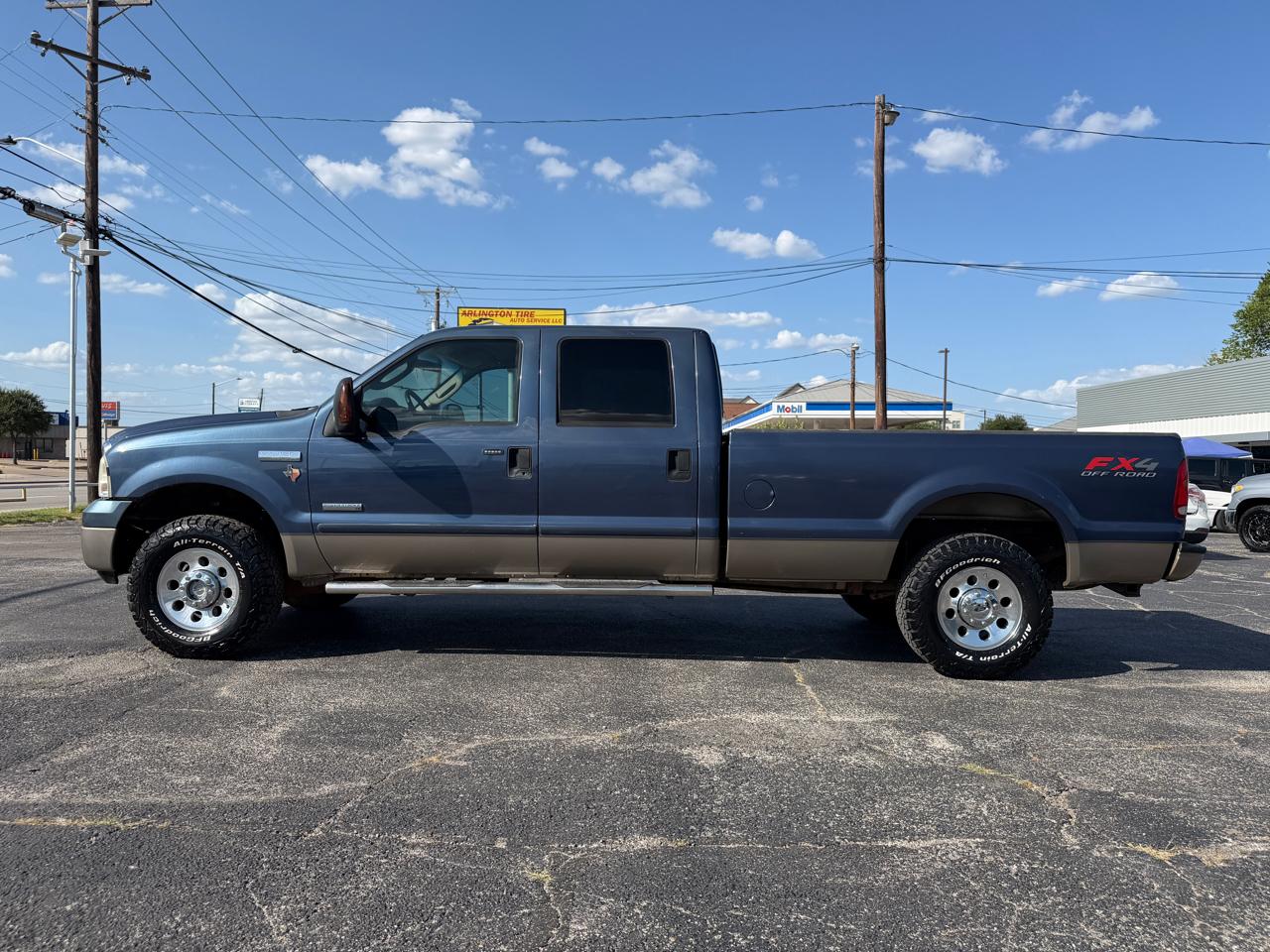 Ford F-250 SD XL Crew Cab 4WD 2005