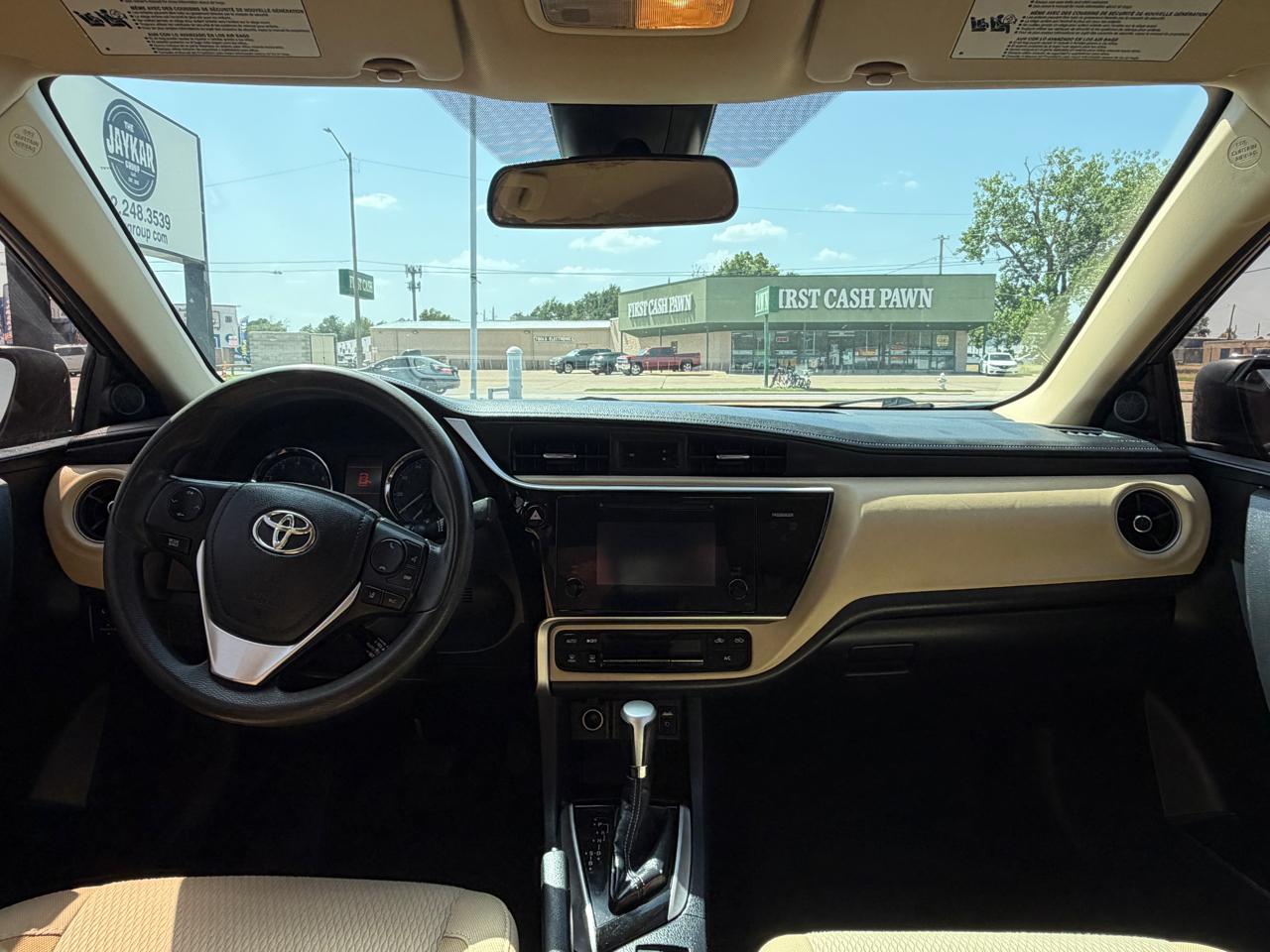 Toyota Corolla LE CVT 2017