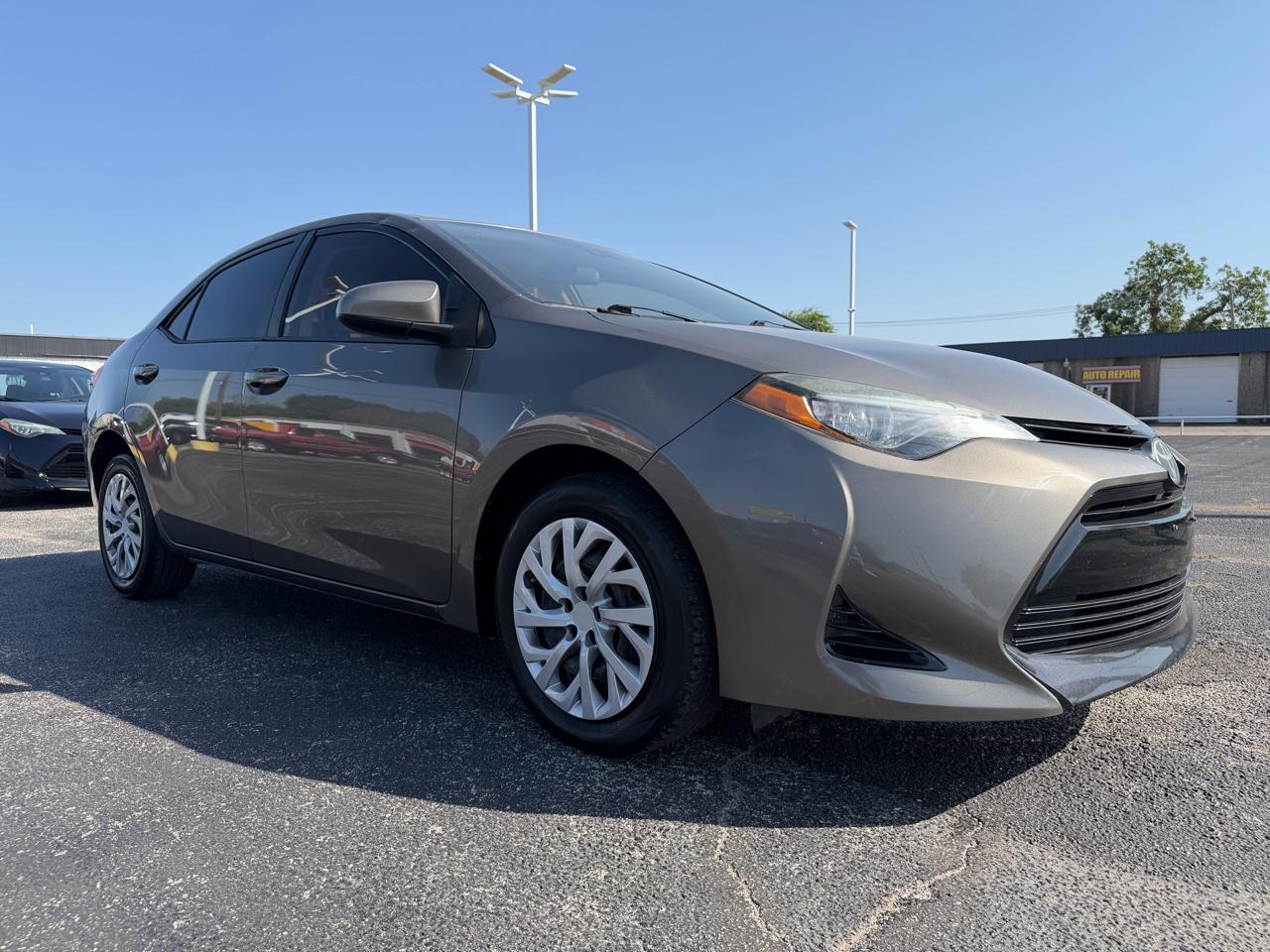 Toyota Corolla LE CVT 2017