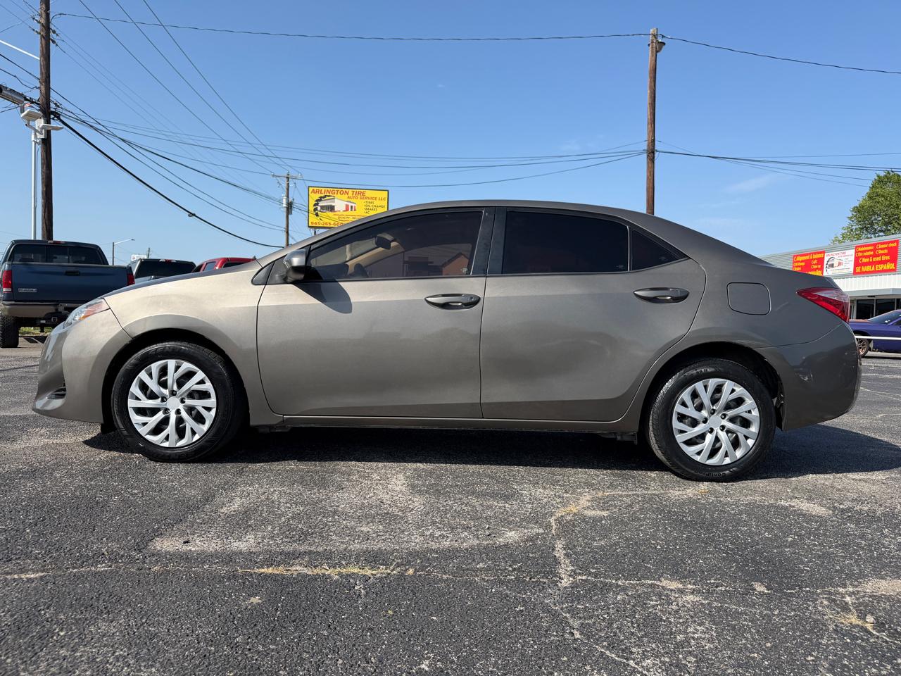 Toyota Corolla LE CVT 2017