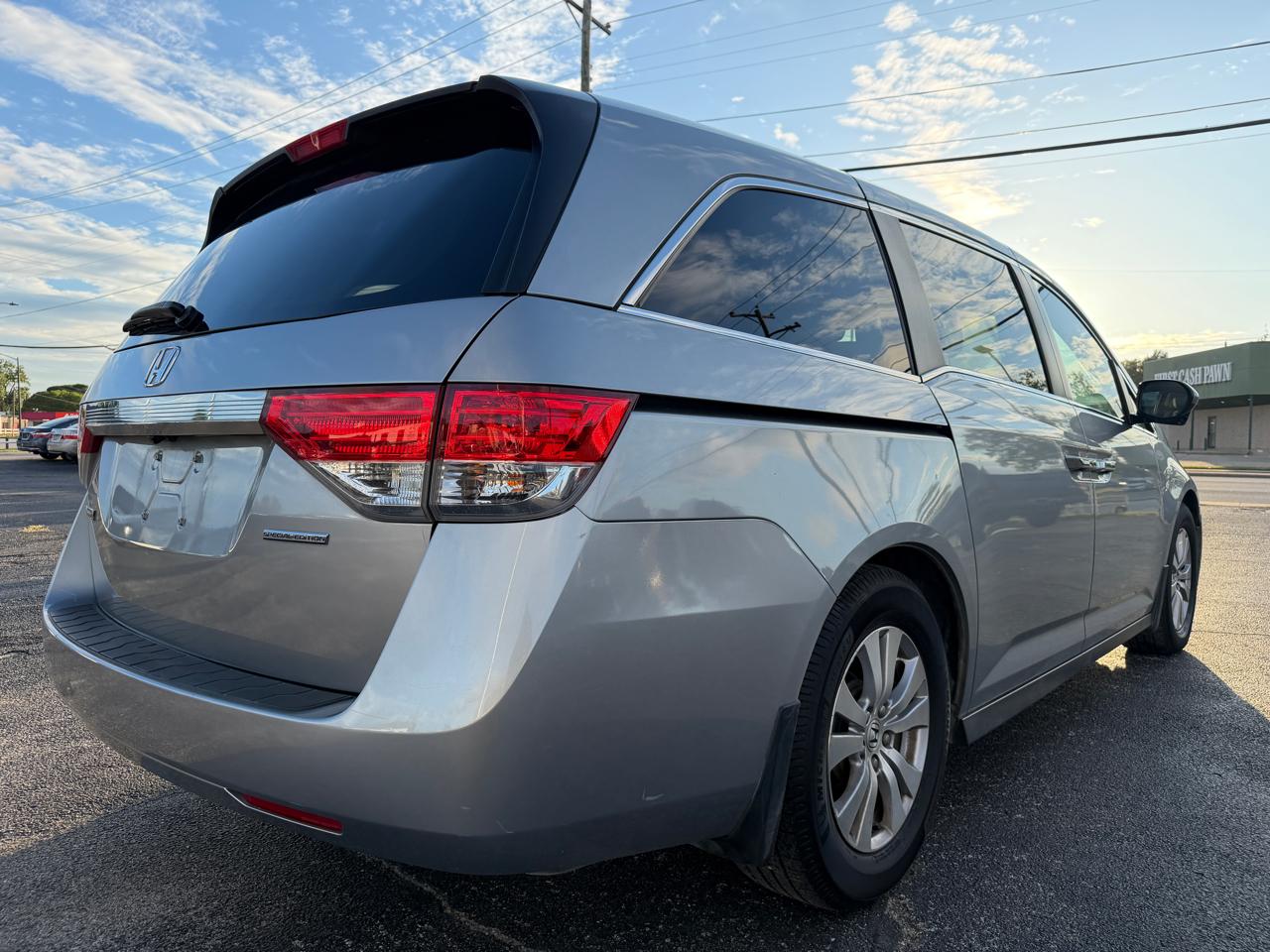Honda Odyssey SE 2016