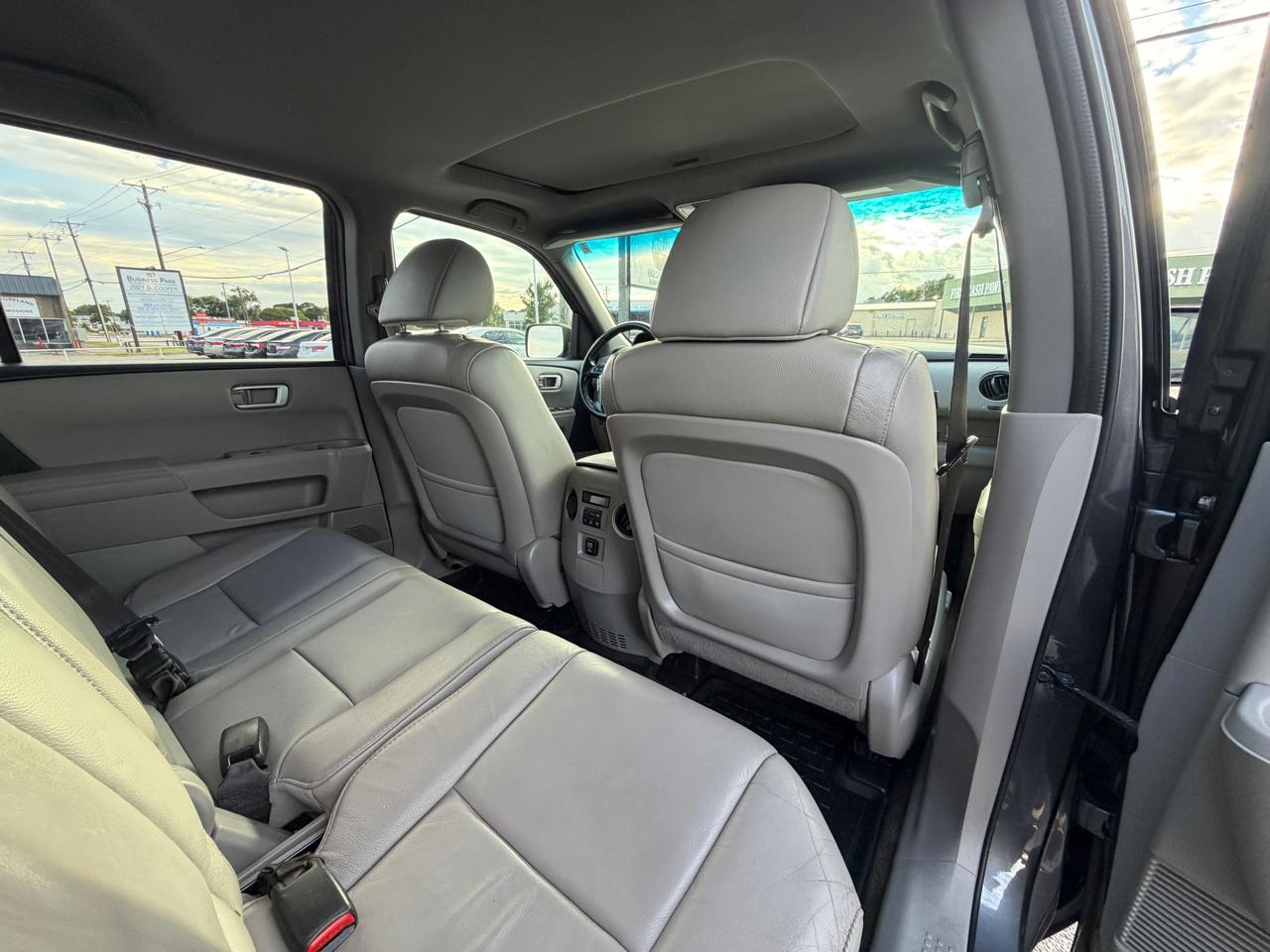 Honda Pilot EX-L 2WD 5-Spd AT 2015