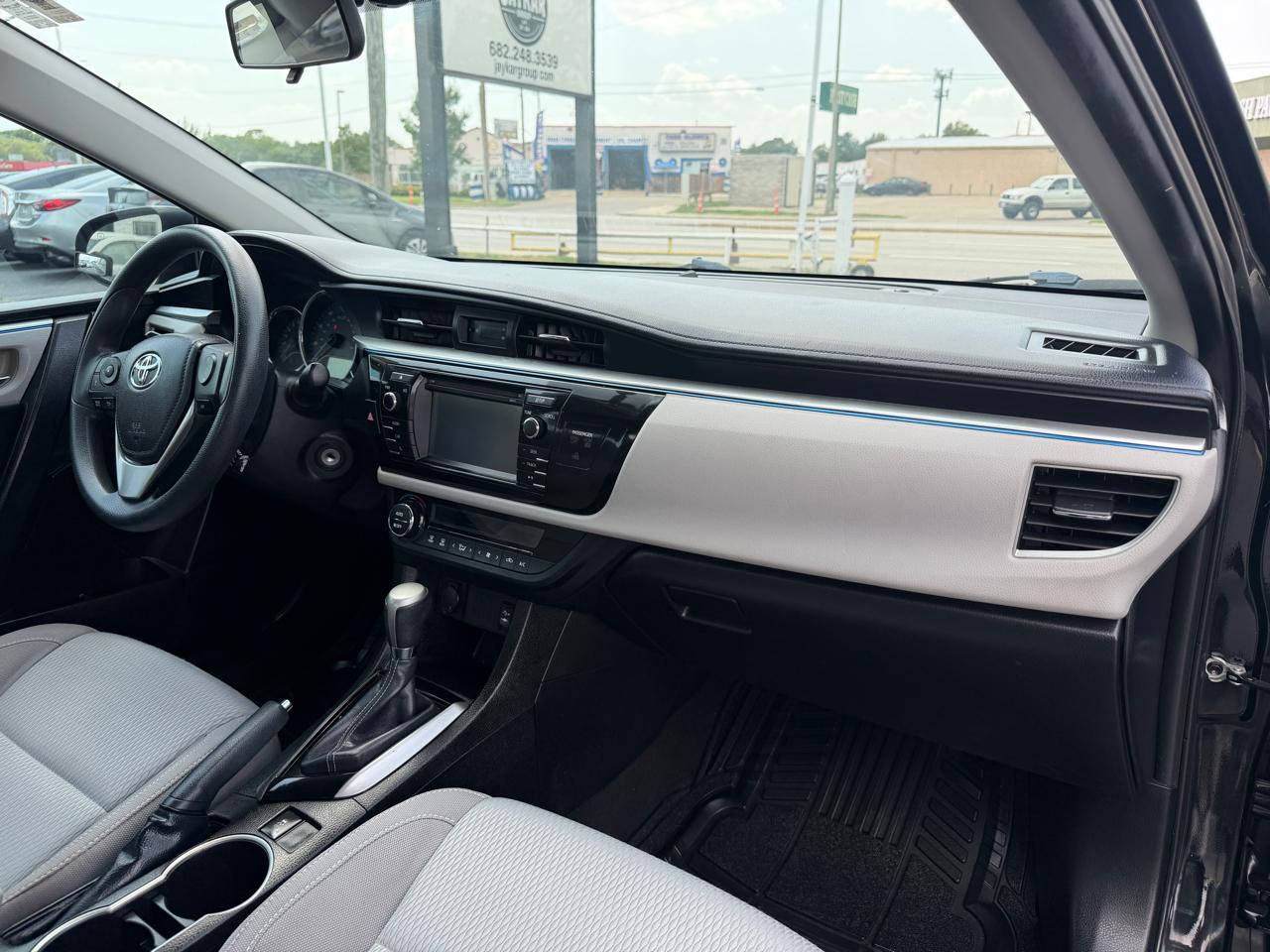 Toyota Corolla LE Plus 4D Sedan 2016