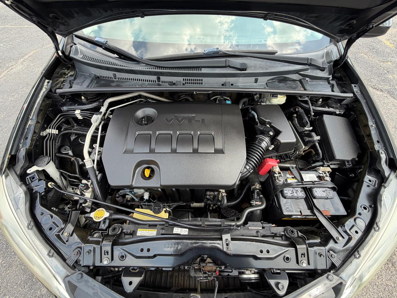 Toyota Corolla LE Plus 4D Sedan 2016
