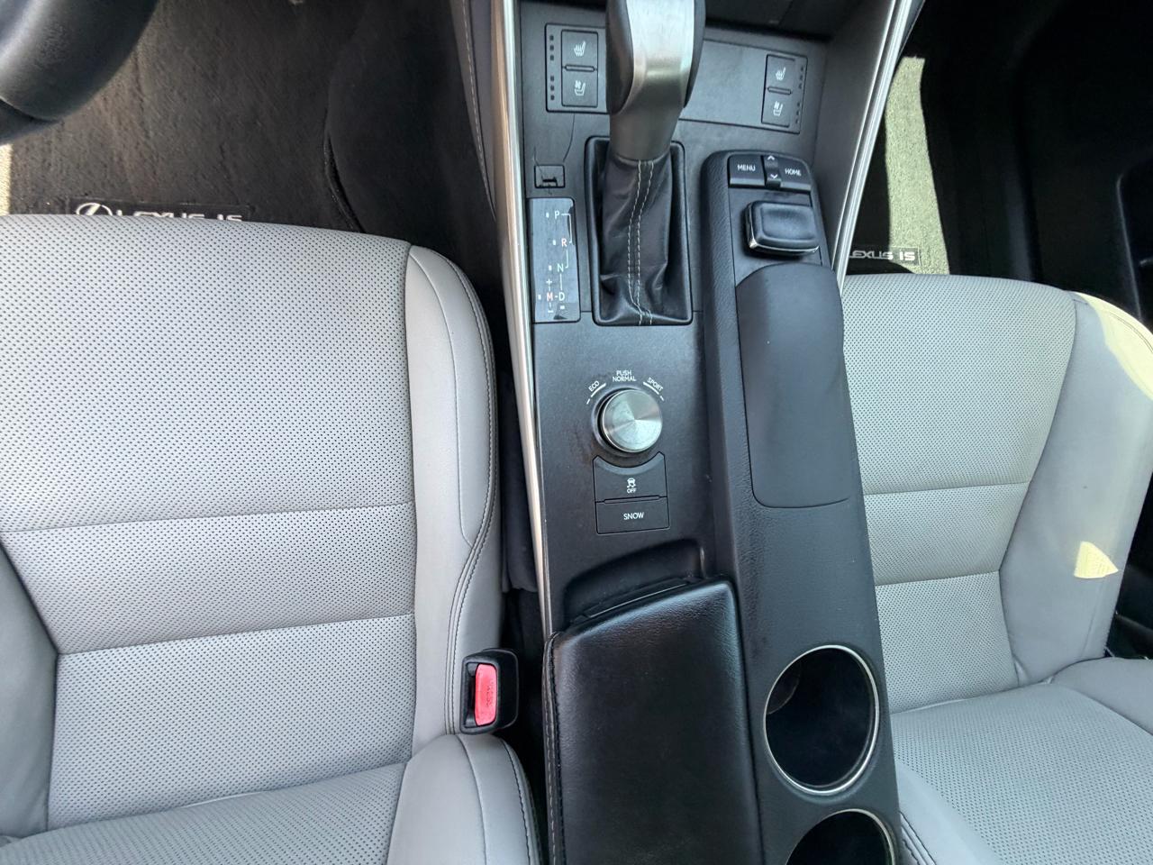 Lexus IS 350 AWD 2015
