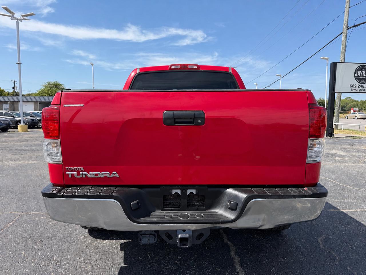 Toyota Tundra Tundra-Grade CrewMax 4.6L 2WD 2011
