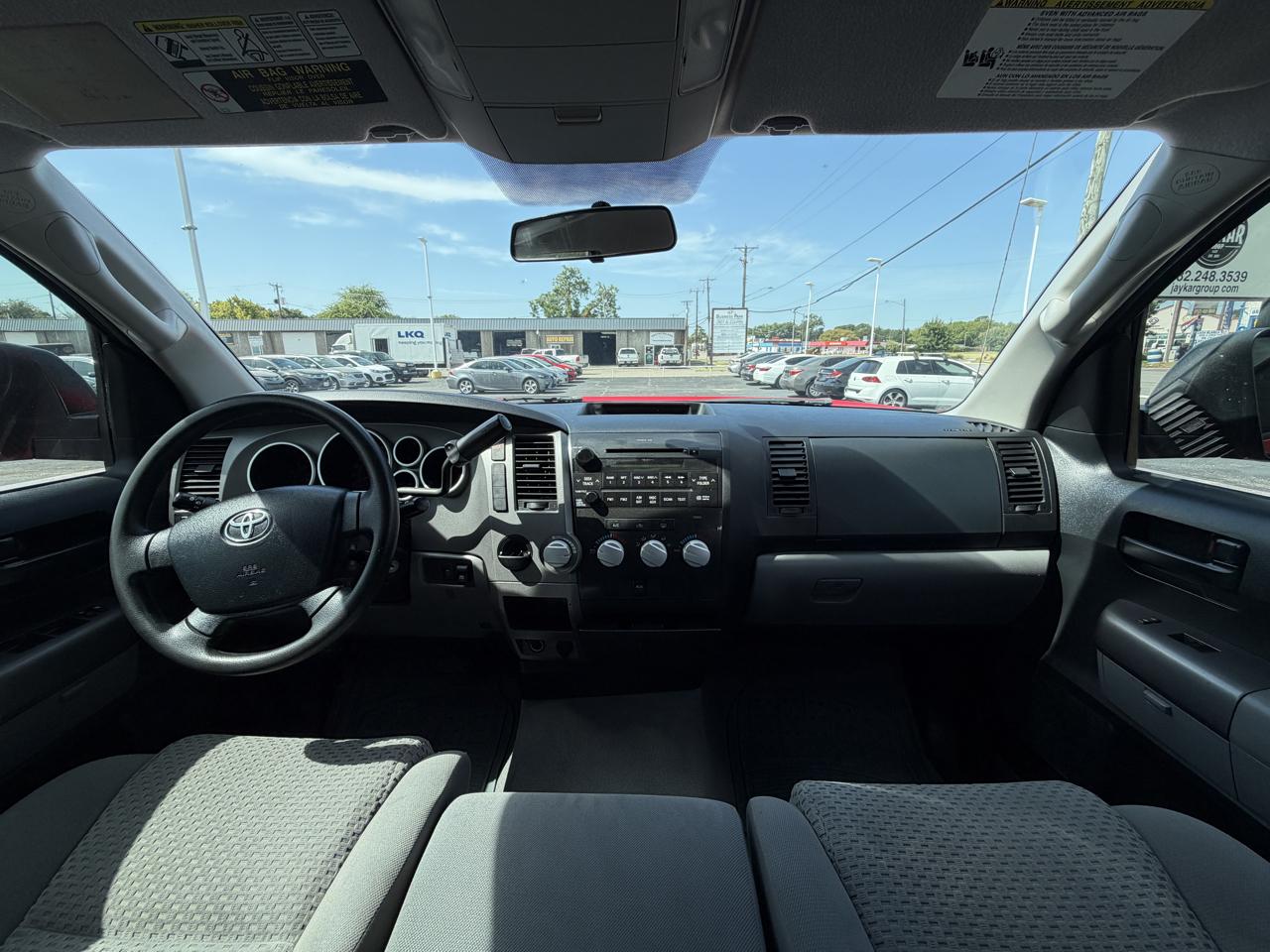 Toyota Tundra Tundra-Grade CrewMax 4.6L 2WD 2011