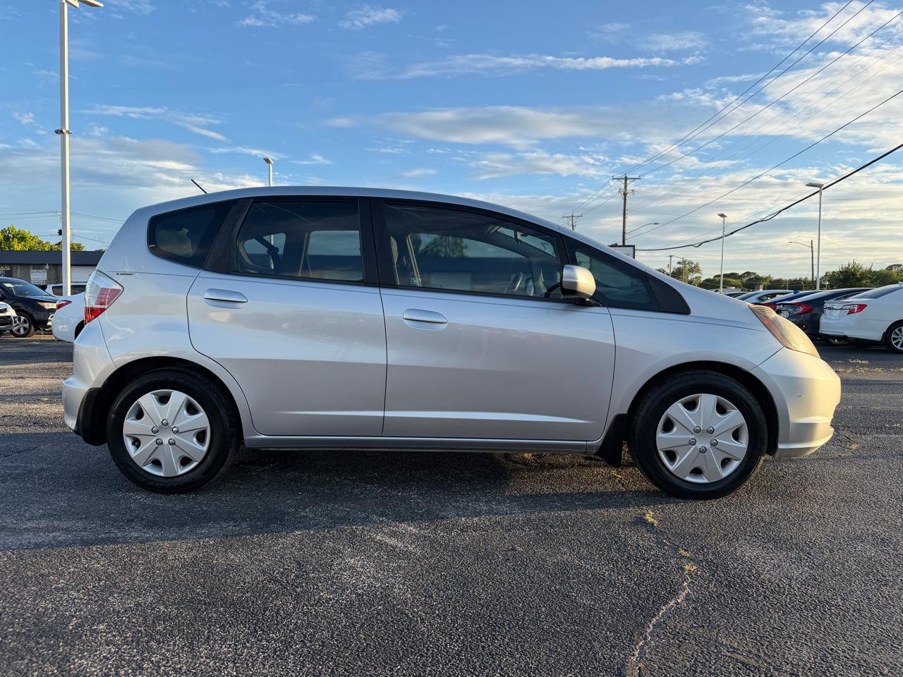 Honda Fit 5-Speed AT 2013