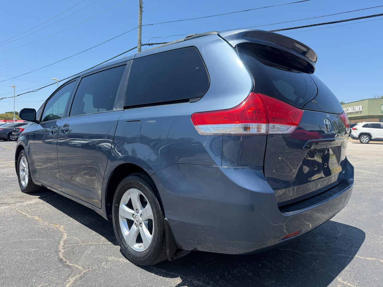 Toyota Sienna LE FWD 8-Passenger V6 2014