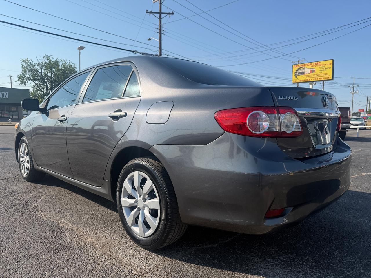 Toyota Corolla LE 2013