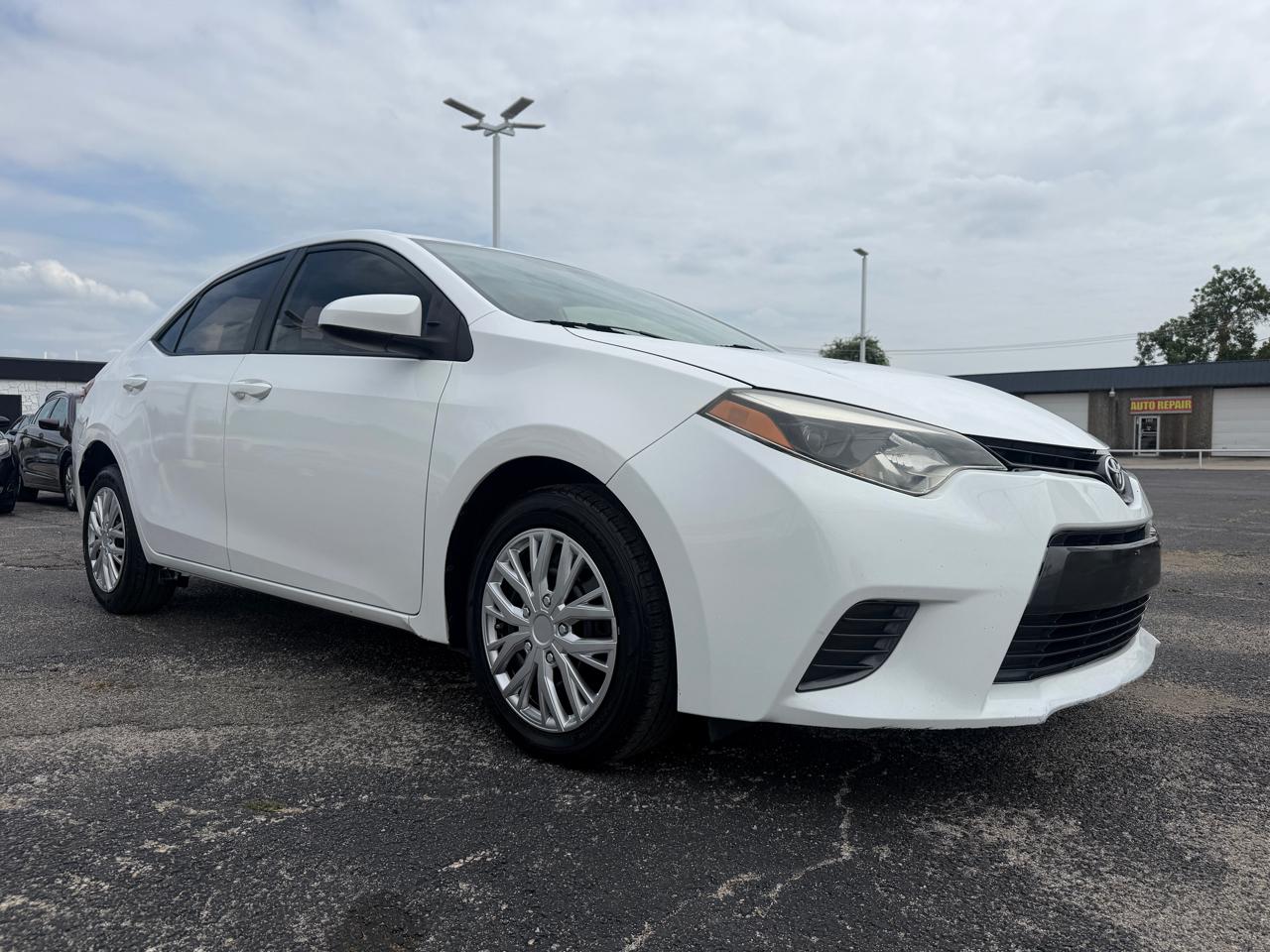 Toyota Corolla LE CVT 2015
