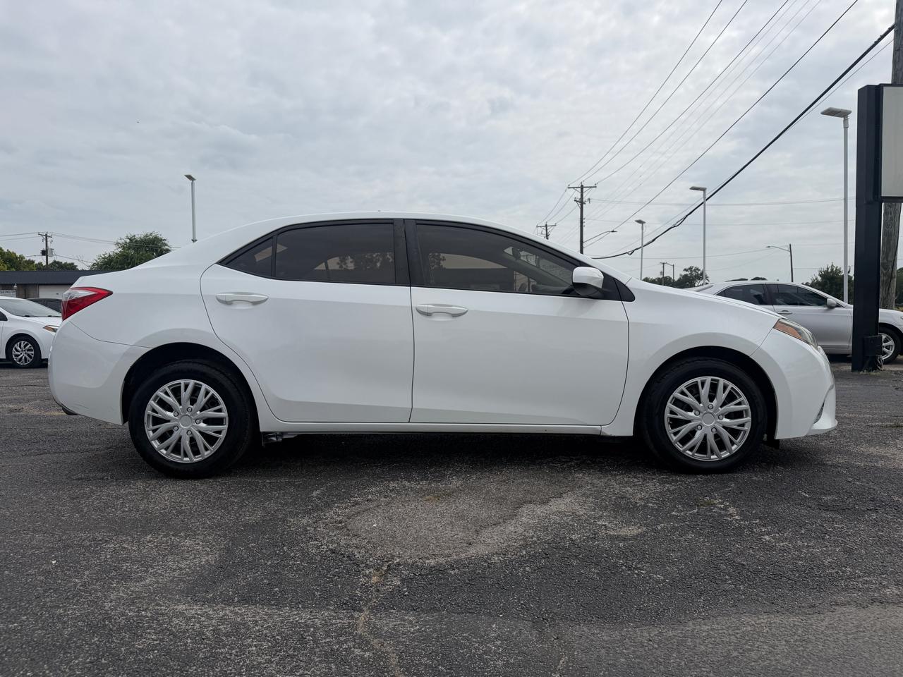 Toyota Corolla LE CVT 2015