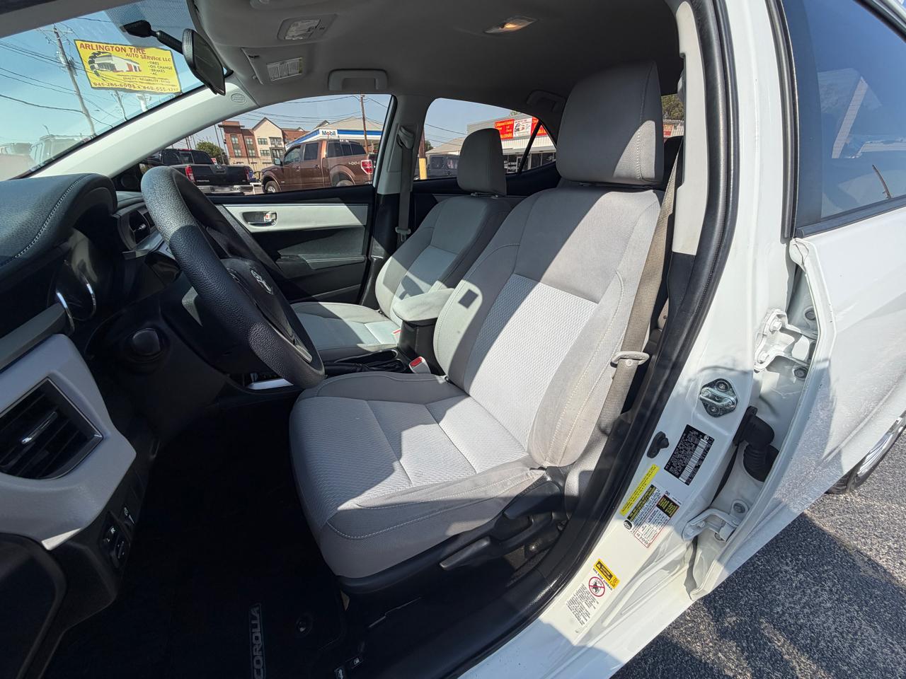 Toyota Corolla LE CVT 2015
