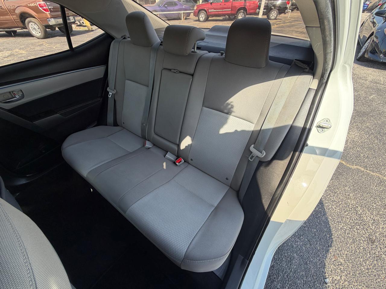 Toyota Corolla LE CVT 2015