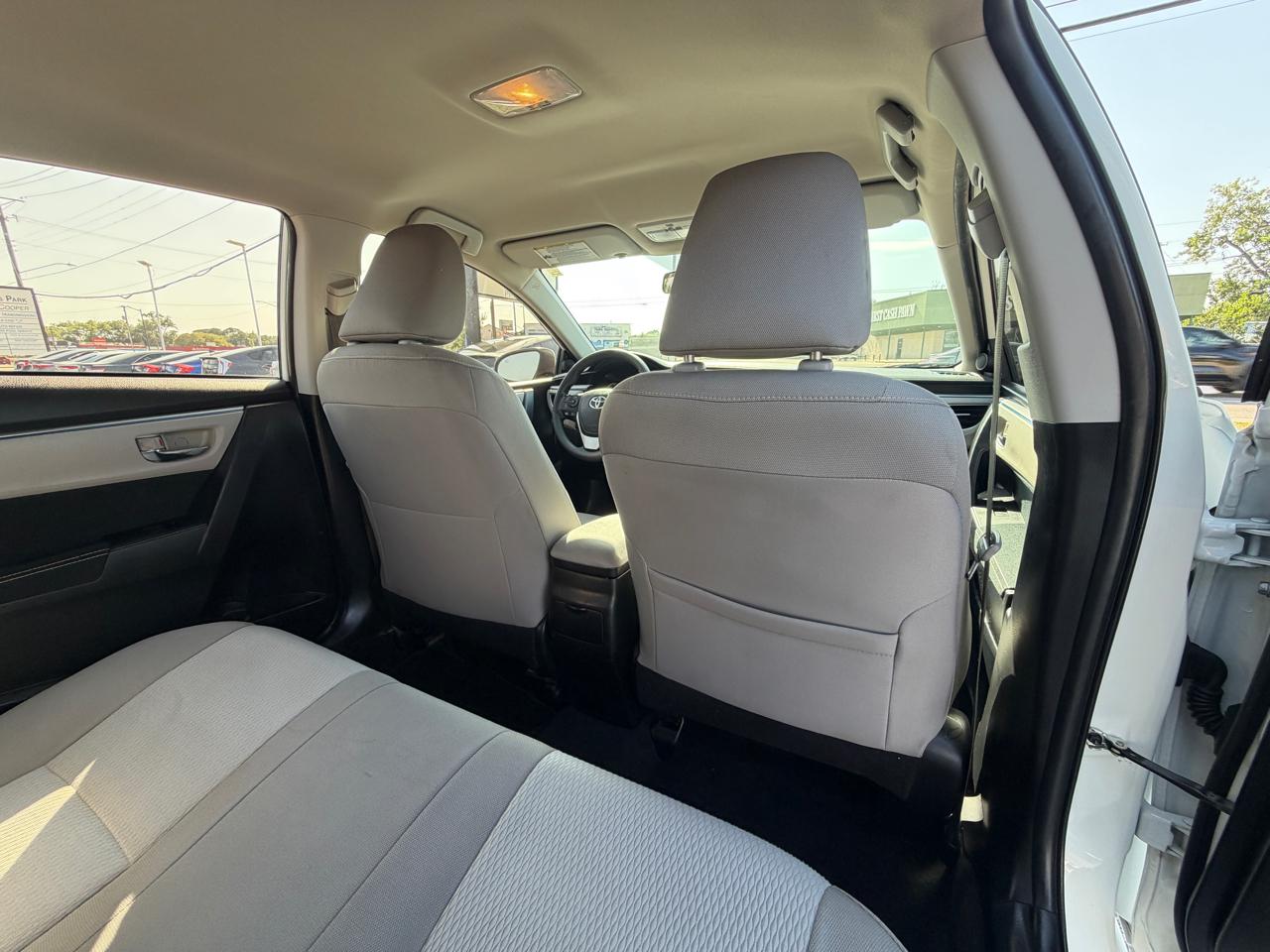 Toyota Corolla LE CVT 2015