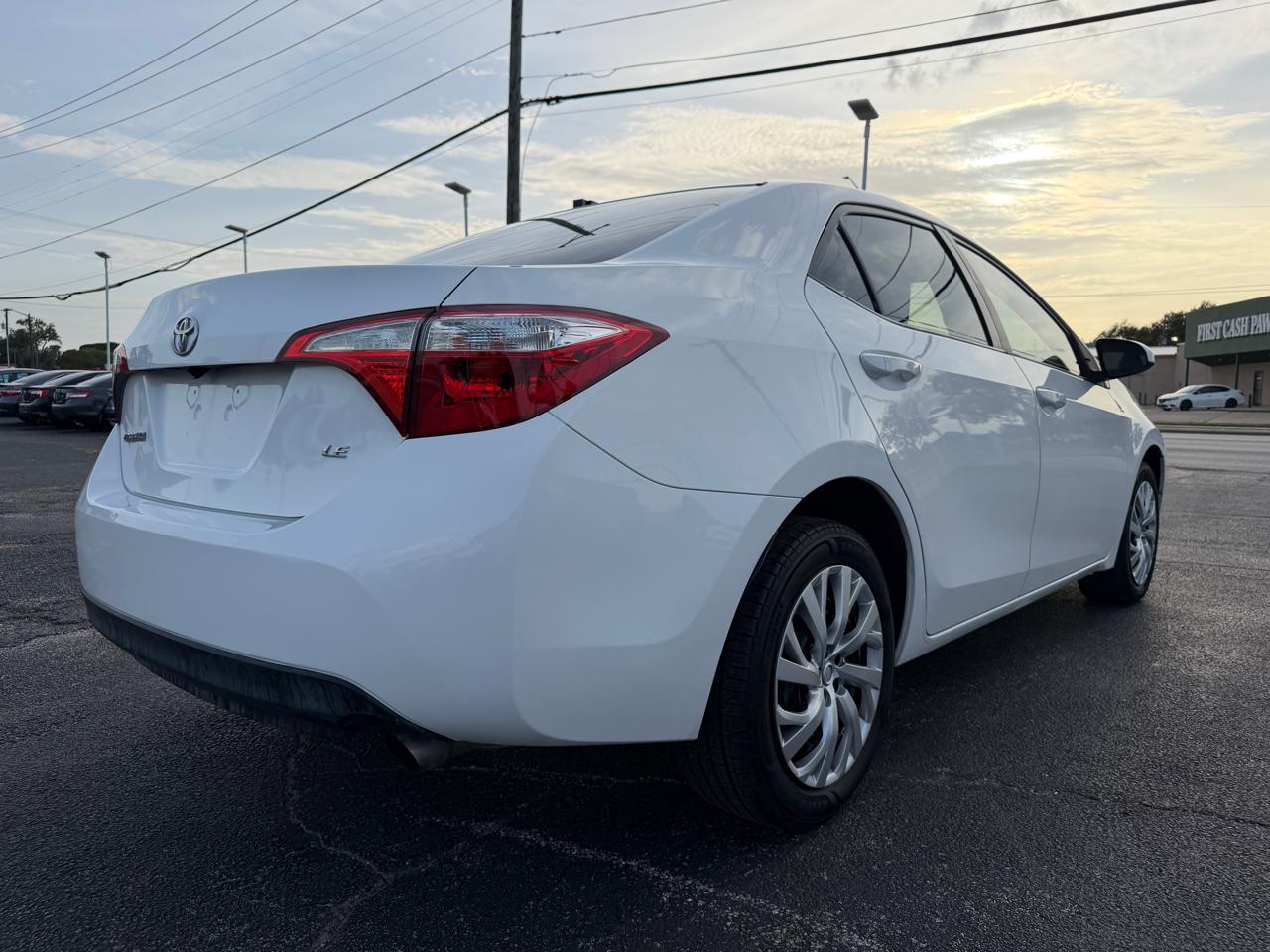 Toyota Corolla LE 2015