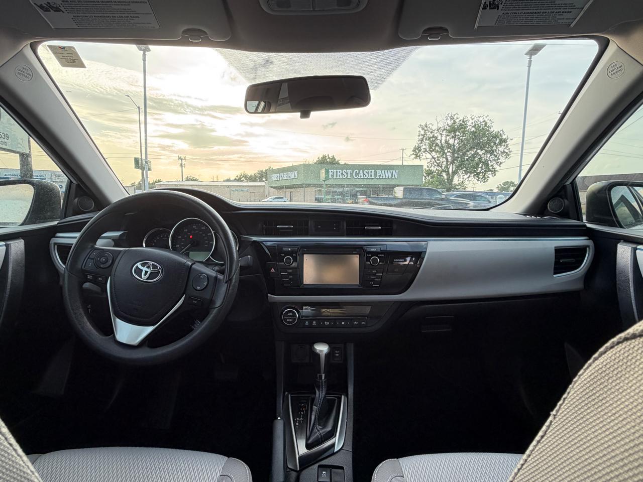 Toyota Corolla LE 2015
