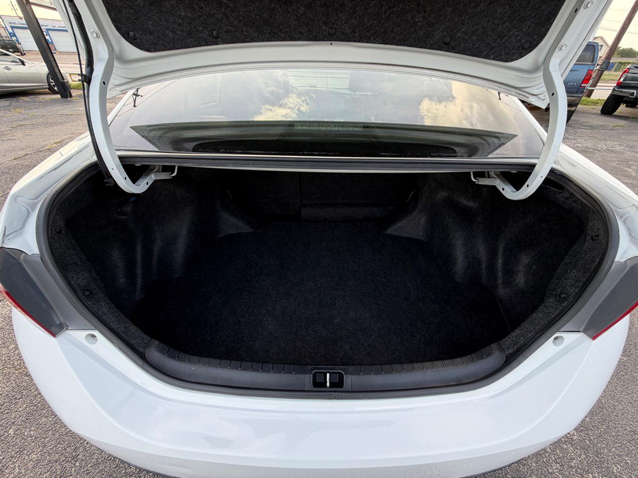 Toyota Corolla LE 2015