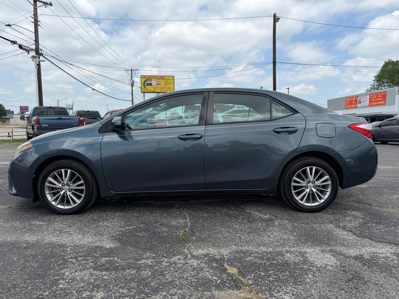 Toyota Corolla LE Plus 4D Sedan 2015