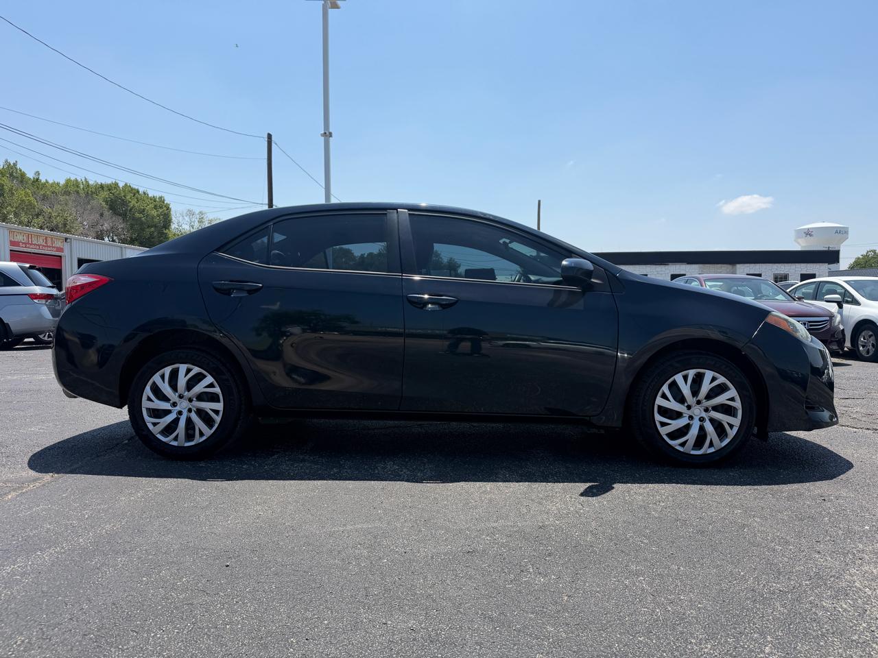 Toyota Corolla LE 2017