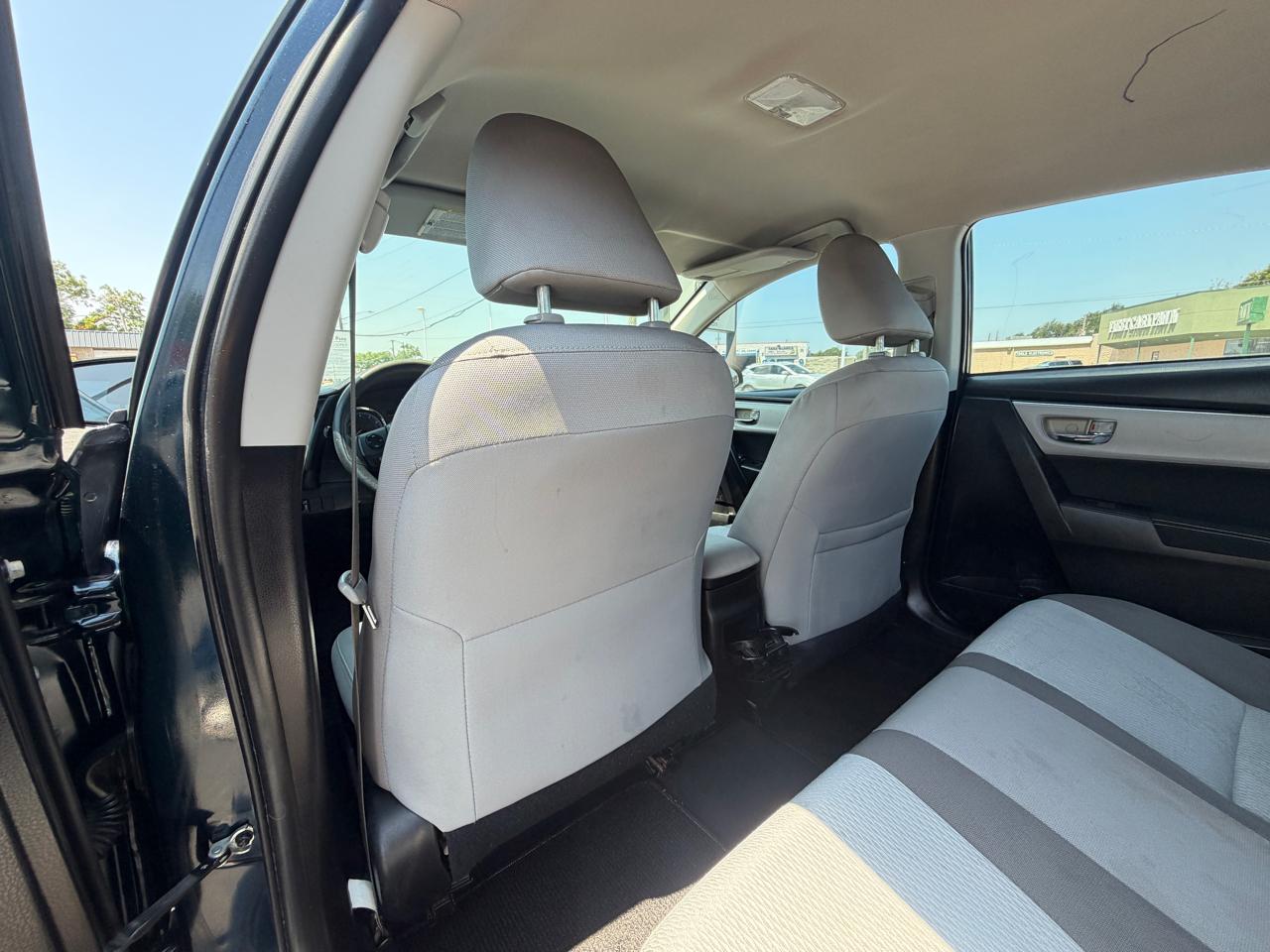 Toyota Corolla LE 2017