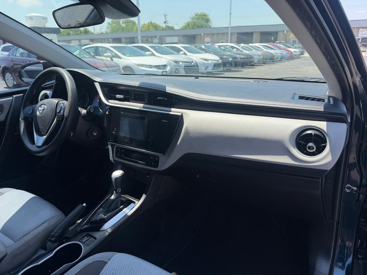 Toyota Corolla LE 2017