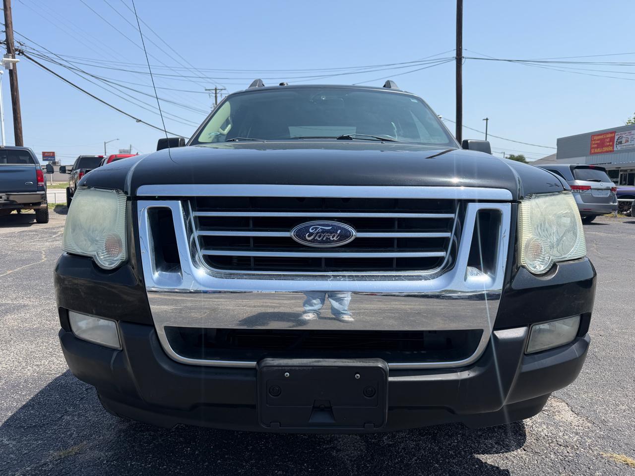Ford Explorer Sport Trac XLT 4.0L 2WD 2010