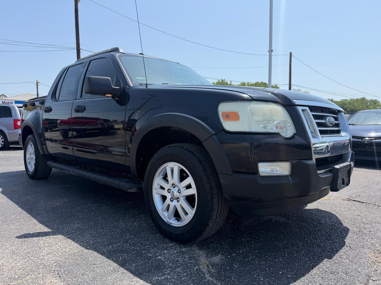 Ford Explorer Sport Trac XLT 4.0L 2WD 2010