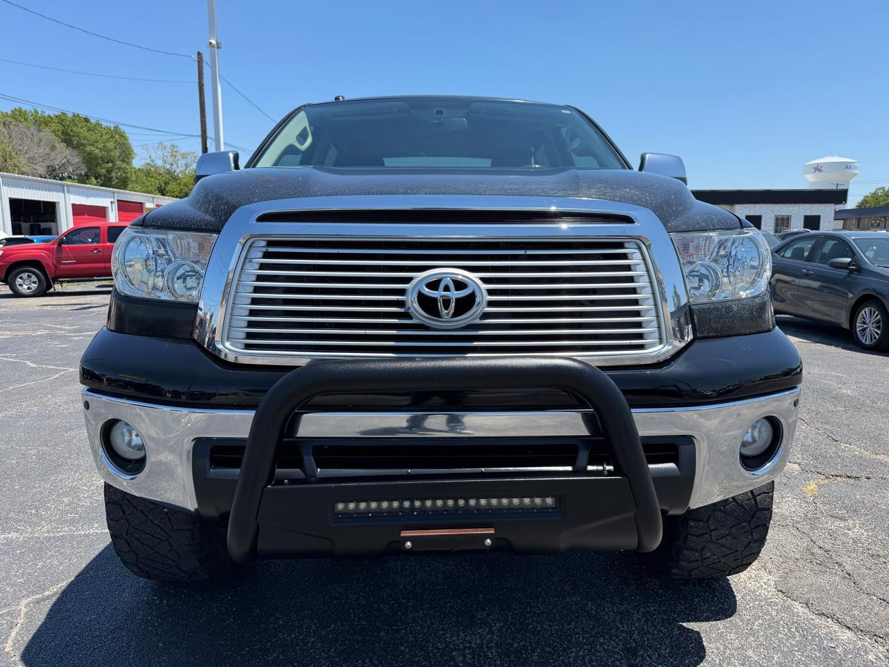Toyota Tundra Limited 5.7L FFV CrewMax 4WD 2012
