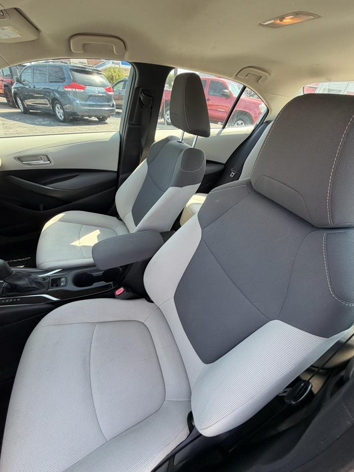 Toyota Corolla LE 2020