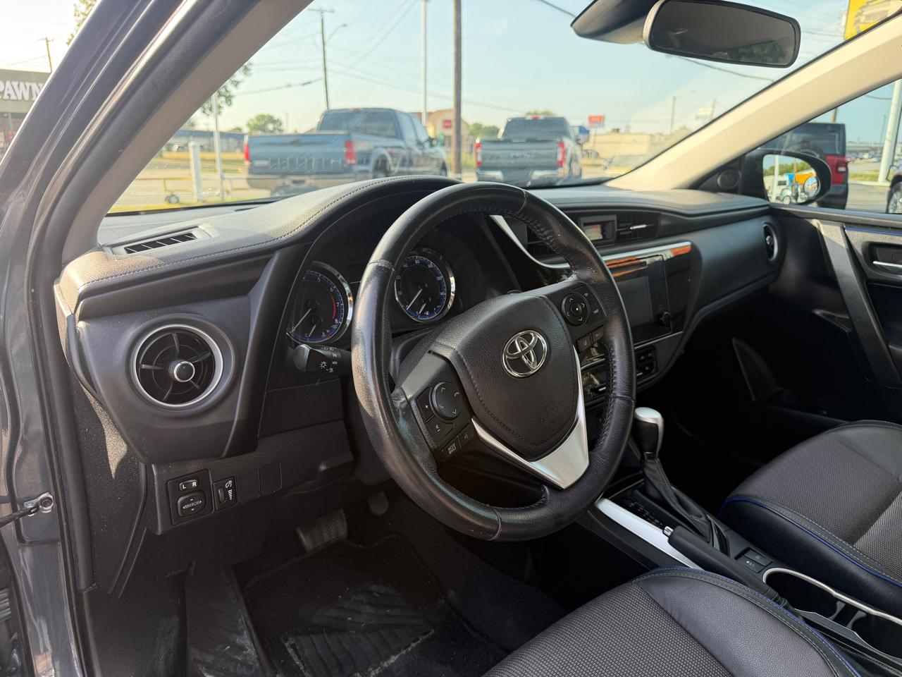 Toyota Corolla 50th Anniversary Special Edition CVT 2018