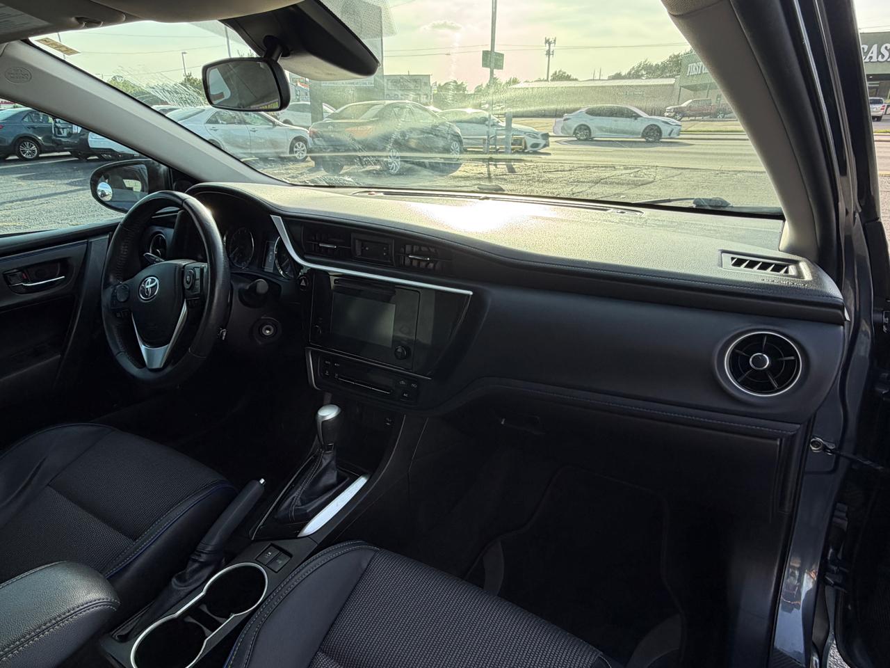Toyota Corolla 50th Anniversary Special Edition CVT 2018