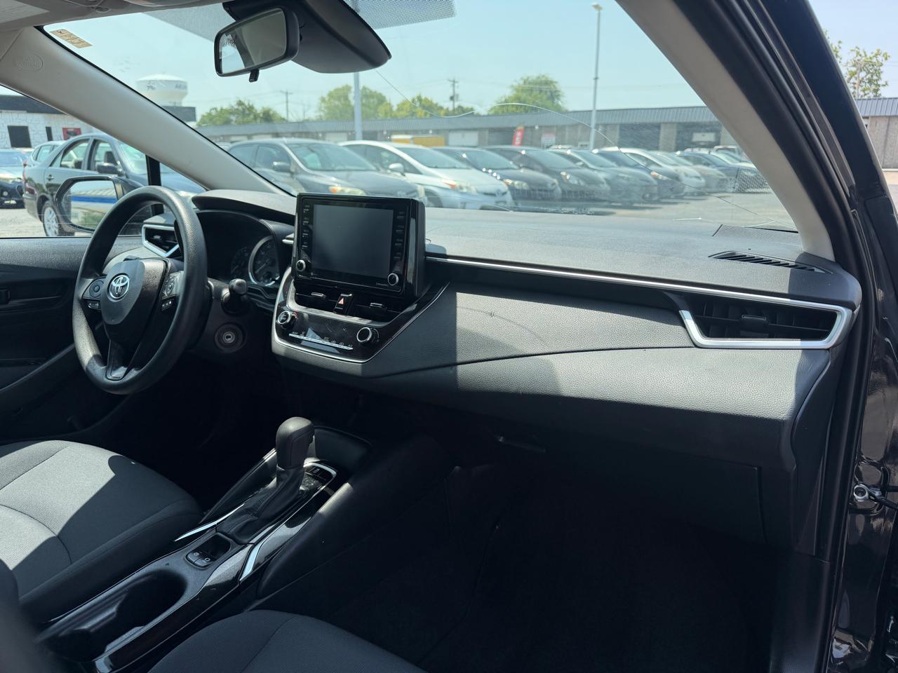 Toyota Corolla LE 2022
