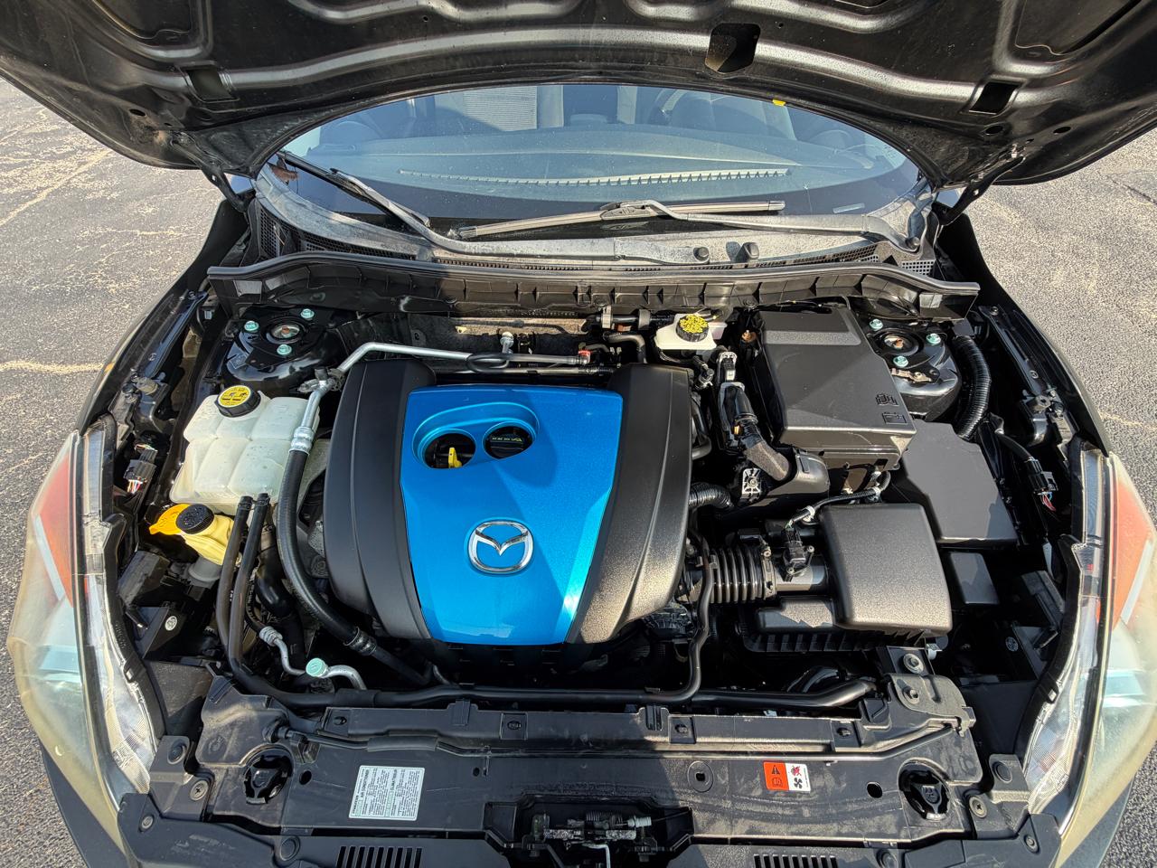 Mazda MAZDA3 i Sport 4-Door 2013
