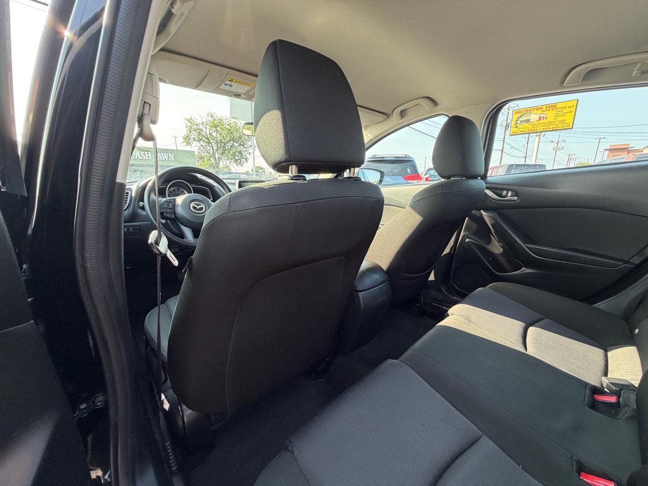 Mazda MAZDA3 i Sport AT 4-Door 2014